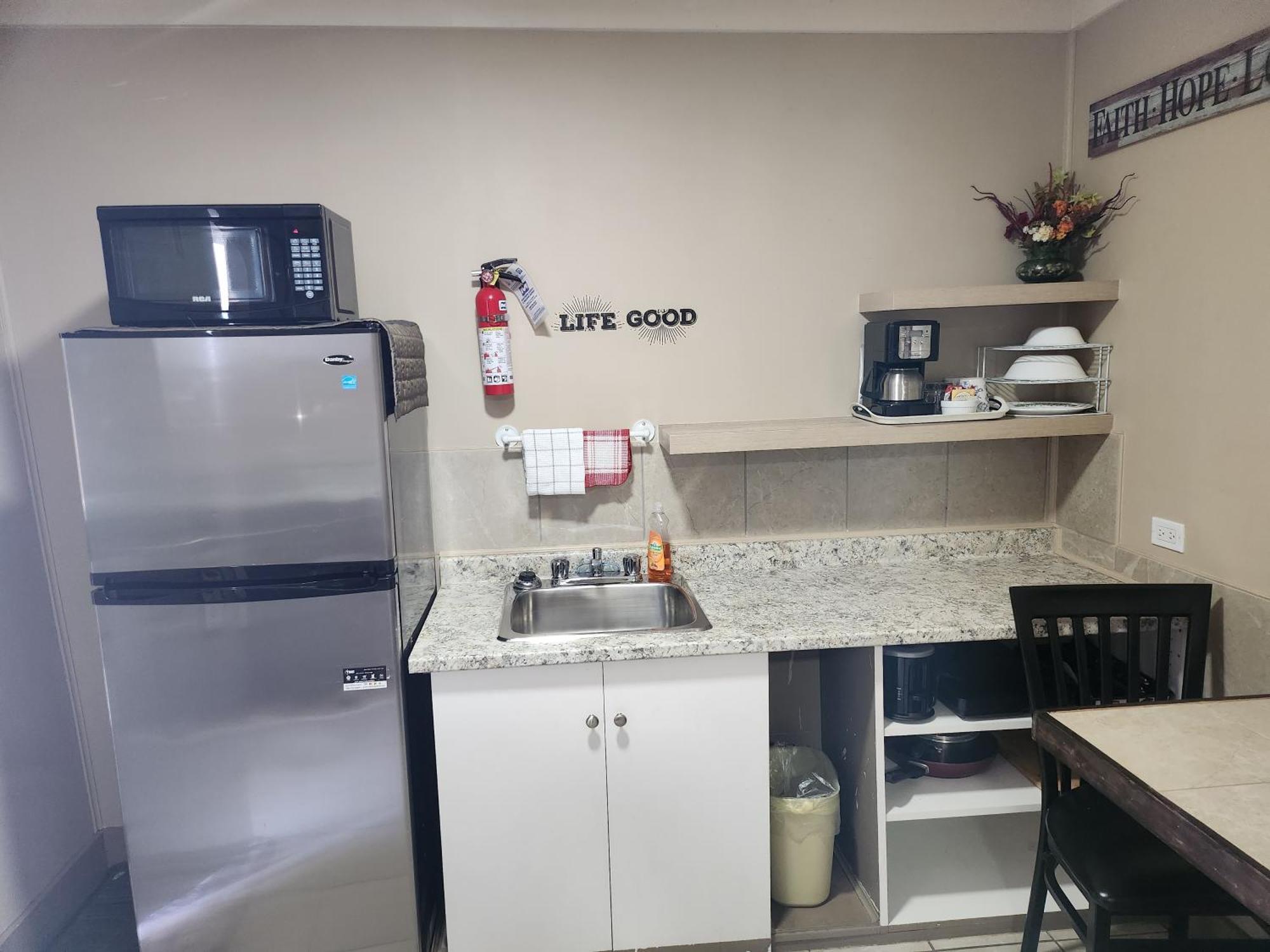 דוסון קריק Alahart Motel מראה חיצוני תמונה
